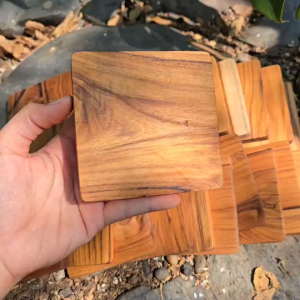 ที่รองแก้ว จานรองแก้ว แบบเรียบ เหลี่ยม 10ซม. แบบเปล่า ที่รองแก้วไม้สักแท้  ไม้สักแท้ 100% ที่วางแก้ว จานวางแก้ว