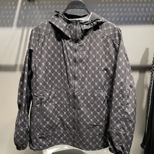 Lightweight Spring Summer Mens Jacket Hooded Sun Protection Clothing Skin Outerwear Zipper Decorated Loose Fit Nylon Fiber