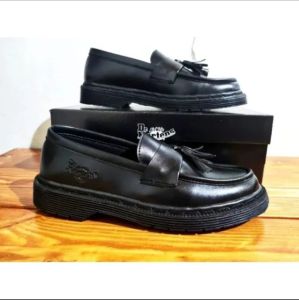 sepatu loafres pria wanita slipon hitam gelosy/ sepatu loafres dokmart