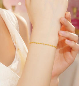 ZHOU LIU FU 周六福 สร้อยข้อมือทอง 75% 18K Gold Beaded Bracelet Hypoallergenic Timeless Daily Jewelry for Women Girl 16+3cm C0716154