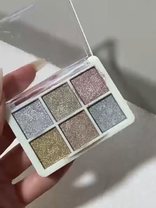 Dụng Cụ Tô Son Môi Mini Có Nắp Đậy Bỏ Túi Nhỏ Gọn Cọ Tán Môi Silicon Giúp Đôi Môi Hoàn Hảo Lên Màu Chuẩn Chống Lem