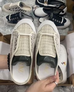 Giày sục nữ đạp gót ZR Doll ⚡ GIÁ SỐC ⚡ Giày nữ vải thêu dạ nhẹ nhàng thời trang mẫu hotrend 2023 - full box