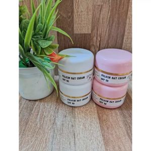 DAY Cream SPF 50 KlinikSuncreen SPF 50 Day Cream Pelicin SpF 50 Suncreen Glowing Sakura SPF 50 Day cream whitening Spf 50