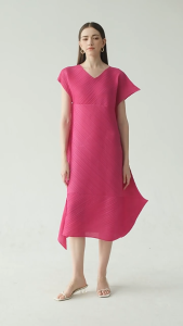 6176 Spring Solid Color Slim Fit V-Neck Short Sleeve Folded Dress Casual Style Irregular Pleated One Size (45-75kg)