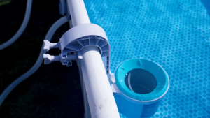 Universal Wall Mount Pool Skimmer Fit Intex Bestway Above Ground Portable Pool Surface Debris Cleaner Automatic Floating Dirt Removal Pool Cleaning Accessory