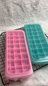 ( FREE BUBBLEWRAP ) Cetakan Es Batu Silikon+Tutup 24 Cube - Cetakan Es batu Elastis / Cetakan Coklat / Cetakan Puding / Cetakan Agar-agar by CENTRAL CUAN