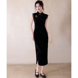 Chinese Style Velvet Qipao Elegance Slimming Simple Graceful