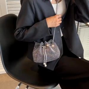 Túi đeo chéo nữ túi đính đá lấp lánh thời trang Hàn Quốc quai xích sang trọng - Alice Store