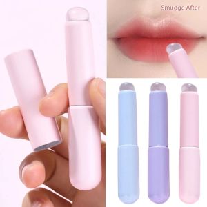 Upgrade Silicone Lip Brush With Cover Angled Concealer Brush Like Fingertips Q Soft Lipstick Makeup Brushes Round Head No Broken