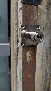 Khớp Nối Nhanh 1/4 Tự Gài INOX Treo Tường Làm Giá Treo Bình Bọt Tuyết PA Hoặc Treo Béc Phun Phụ Kiện Máy Rửa Xe