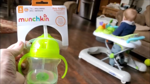 Munchkin Any Angle Weighted Straw Cup Flexi Click Lock Botol Minum Anak dengan Sedotan