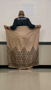 SARUNG BATIK SARUNG SANTRI SARUNG GOYOR SARUNG DEWASA SARUNG GOYOR SARUNG KEKINIAN