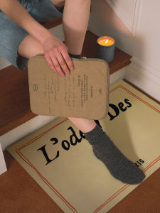 พื้นรองเท้าแบบฝังน้ำได้ดีสไตล์ฝรั่งเศส INS ดูดซับน้ำได้ดี พื้นรองเท้าแบบนุ่มด้วยดินสีสันสดใสสำหรับห้องน้ำ ห้องนั่งเล่น ห้องนอน ที่นอน