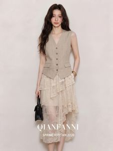 QFN | Elegant and Mellow Sleeveless Vest Lace Irregular Skirt Suit