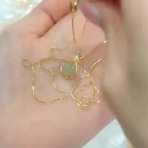 Kalung Titanium Wanita Liontin Bola Giok Anti Karat / Kalung Aksesoris Fashion Wanita / Kalung Titanium Anti Karat