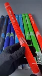 Tay cầm gậy Golf Pride cao cao cấp màu sắc nổi bật. chất liệu đặc biệt giúp cầm nắm chắc chắn không bị trơn trượt