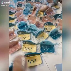 Khay Đựng Xà Phòng Dán Tường Hình Cá Heo Dễ Thương Kệ Đựng Nhà Tắm Kệ Xà Bông A3821