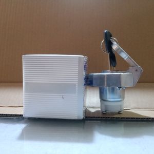 Nắp thùng dầu xe tải Isuzu 1T9 - 3T5 QKR NMR NPR NQR FRR