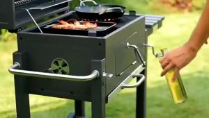 🔥READY STOCK🔥 Portable large BBQ grill charcoal grill thickened grill with cover outdoor barbecue in the courtyard