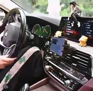 Car Phone Holder for เชื่อมต่อมือถือ และเชื่อมต่อโทรศัพท์ในรถยนต์ หมุนได้ 360°