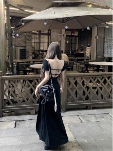 ชุดเดรสยาวสไตล์ฮิปซีสไตล์ฝรั่งเศสฤดูร้อนใหม่สำหรับผู้หญิง ชุดเดรสยาวเอวสูง ดีไซน์เปิดหลัง ชุดเดรสยาวสไตล์ฮิปซี