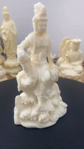 Tượng Phật Quan Âm Tự Tại chất liệu đá nhân tạo size 14cm nhập khẩu làng nghề đúc tượng mỹ nghệ Đài Loan