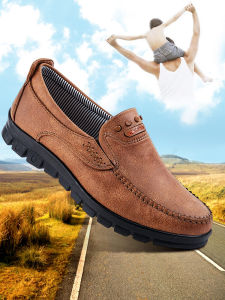 รองเท้าผ้าปักกิ่งเก่าแท้สําหรับผู้ชายสไตล์ลําลองส้นแบนกันลื่นป้องกันกลิ่นเหมาะสําหรับวัยกลางคนและผู้สูงอายุ