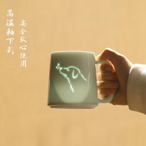 แก้วกาแฟทรงกลมลายสัตว์พิมพ์ลายเซรามิกความจุขนาดใหญ่ แก้วน้ำลายผีเสื้อ ของขวัญสุดน่ารักสำหรับผู้ใหญ่