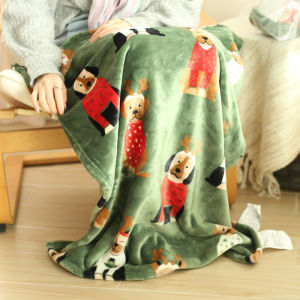 Christmas Style Small Blanket Leg Cover Office Gift Flannel Nap Childrens Blanket Warmth Leisure Polyester Fiber Blanket