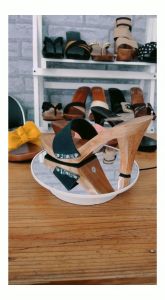 Sandal Wanita Heels: Pilihan Terbaik untuk Segala Acara