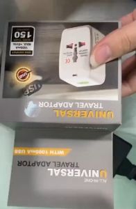 พร้อมส่งด่วน แถมฟรี ซองเก็บ ปลั๊กต่อไฟ ปลั๊กทั่วโลก แปลงรอบโลก Universal Travel Adapter เสียบชาร์จมือถือและอื่นๆ