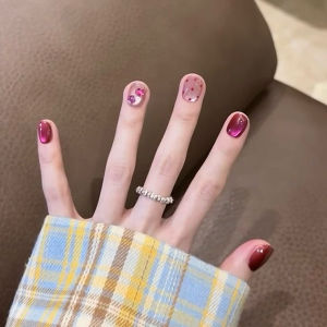 Handmade Nail Art Stickers 2024 New Style Dragon Fruit Glass Bead Cat Eye Sweet Cool Spicy Girl Whitening Polka Dot Nail Tips