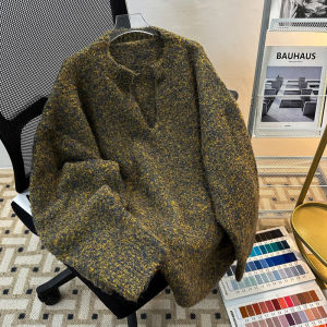 Winter Warm Christmas Green V-Neck Oversized Shoulder Sweater Mens Fashionable Casual Long Sleeve Knitted Top