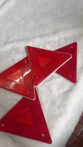 COMBO 5 biển cảnh báo nguy hiểm hình tam giác phản quang màu đỏ siêu sáng. Tam giác phản quang mini gắn xe tải xe đầu kéo...