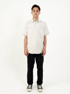 Greenlight Kemeja Basic Pria Lengan Pendek Regular Fit Linen Sylv OL-CG110225