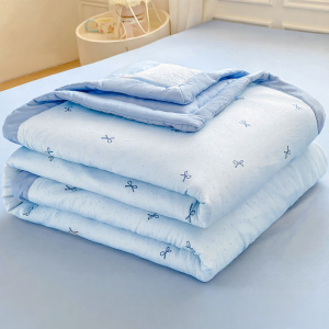 KAMONI | Xinjiang Cotton Summer Quilt Machine Washable