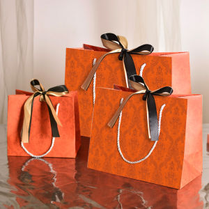 Exquisite Gift Bag for Cross-Border Presents Candy Storage Bag with Ribbon Luxury Packaging European Style Vintage Card Stock