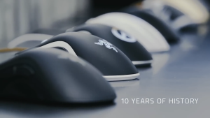 Razer DeathAdder Essential + Goliathus Mouse Mat Bundle - Hello Kitty and Friends Edition