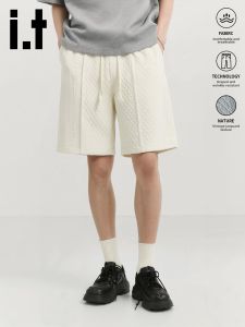 izzue | Loose Casual Straight Shorts For Summer With Embossed Design