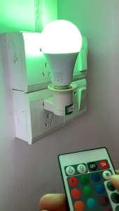 Bóng Đèn LED RGB 10W (Chuôi đèn: E27) - Có Remote Điều Khiển Có Thể Điều Chỉnh Độ Sáng & Đổi Màu