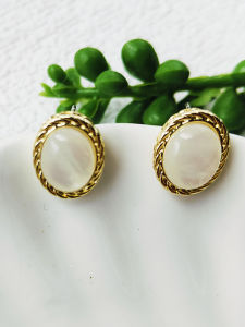 Elegant Retro Court Ear Jewelry Soft Gentle Versatile Small Silver Needle Simple Soft Light Elliptical Ear Studs And Ear Clips