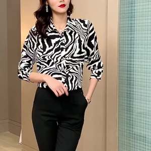 เสื้อเบลาส์แขนยาวผ้าชีฟองพิมพ์ลายม้าลายสำหรับผู้หญิง2025ใหม่ฤดูใบไม้ผลิสไตล์เกาหลีทรงหลวมเสื้อเชิ้ตขนาดพิเศษ
