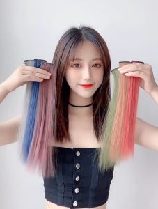 Ka💥1pc Potongan Wig 50cm Wanita Mode Berwarna-warni Wig Mulus