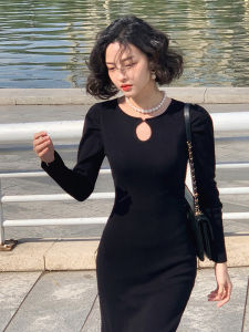 Hebe Style Black Hollow out Knitted Dress Midi Slimming Fish Tail Skirt High Waist Long Sleeve Simple Design Autumn Winter Dress