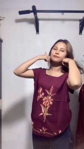 Atasan Wanita Cocok untuk Acara & Desain Unik