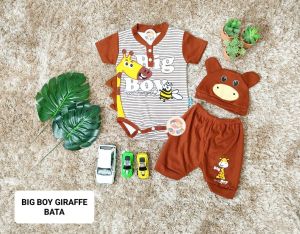 Setelan Baju Bayi Laki-laki Atasan Jumper Dan Celana Motif Big Boy Giraffe Estimasi Usia 0-6 Bulan