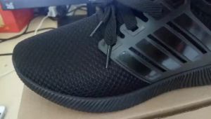 Marians รองเท้ากีฬาลำลอง รองเท้าวิ่งที่ใส่สบายและระบายอากาศ รองเท้าผ้าใบผู้หญิง รองเท้าระบายอากาศสีดำ รองเท้าลำลอง