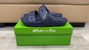 Dép quai ngang crocs chuẩn xịn chống hôi chân nhựa tế bào êm mềm đúc liền khối siêu bền đi mưa lội nước đi biển band classic 2 quai ngang màu xanh Navy