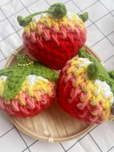 Handmade Crochet Strawberry Keychain Cute Bag Charm Gift for Children Girlfriend Best Friend Birthday Present DIY Finished Product