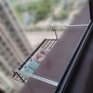 ราวตากผ้าด้านนอกหน้าต่างราวระเบียงราวตากหน้าต่างแบบพับเก็บได้ฮีตเตอร์ชั้นวางของแบบยืดหดได้สำหรับกลางแจ้งราวตากรองเท้า